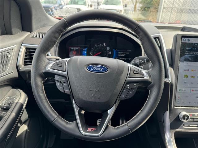 used 2023 Ford Edge car, priced at $33,900