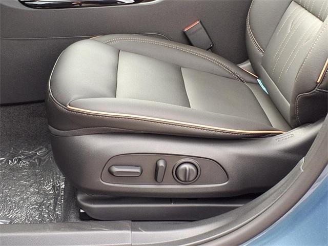 new 2025 Buick Envista car, priced at $32,209