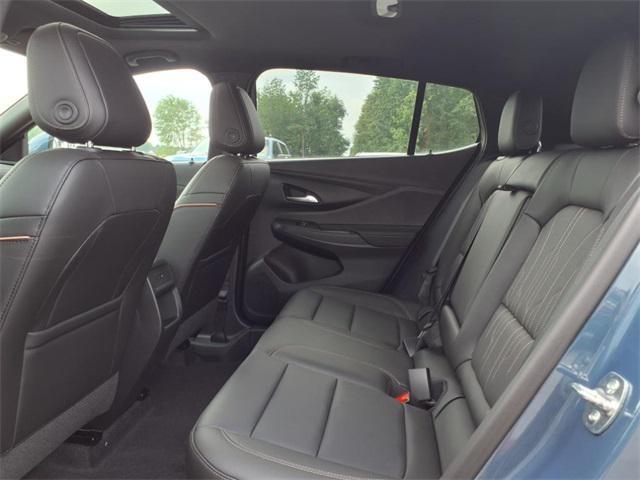 new 2025 Buick Envista car, priced at $32,209