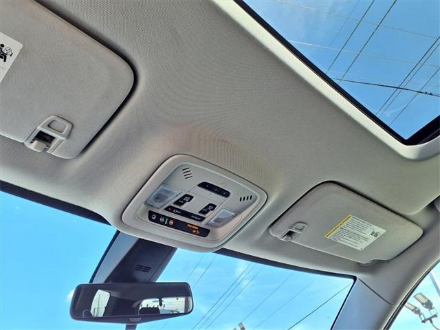 used 2020 Chevrolet Traverse car, priced at $27,900