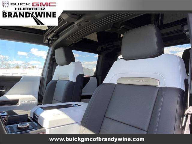 new 2025 GMC HUMMER EV Pickup car