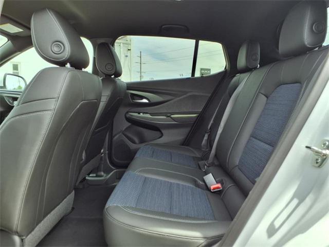 new 2025 Buick Envista car