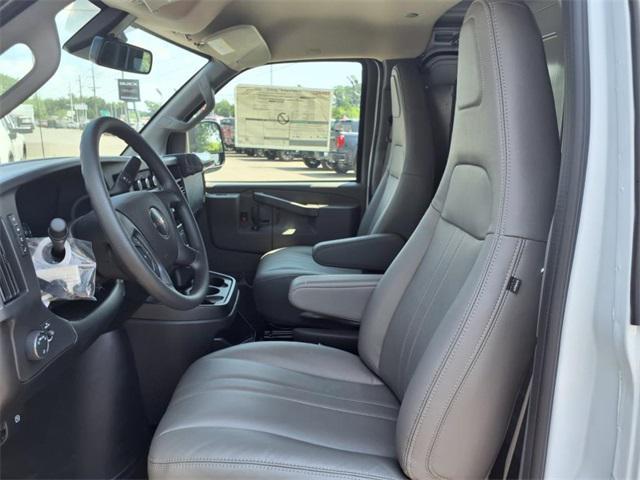 new 2025 GMC Savana 2500 car, priced at $45,818