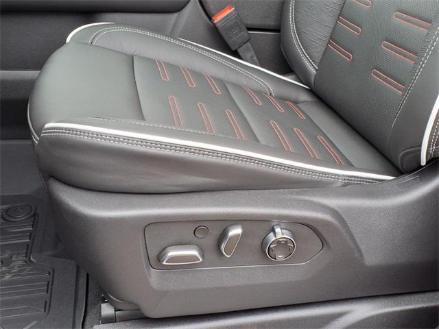new 2025 GMC Yukon car, priced at $101,284