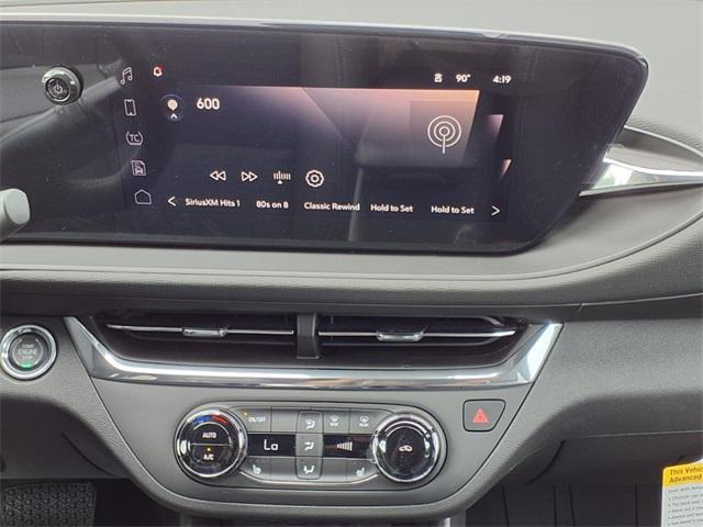 new 2025 Buick Envista car, priced at $26,814