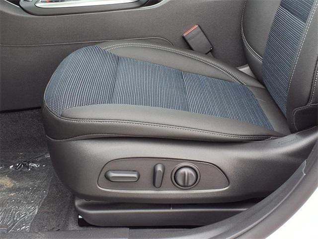new 2025 Buick Envista car, priced at $26,814
