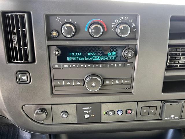 new 2024 GMC Savana 2500 car
