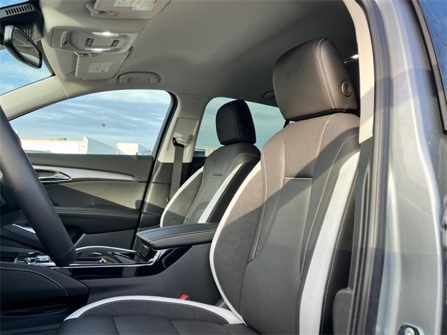 new 2025 Buick Envision car