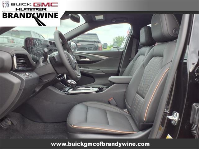 new 2025 Buick Envista car, priced at $32,209