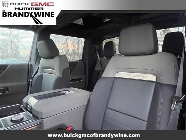 new 2025 GMC HUMMER EV Pickup car