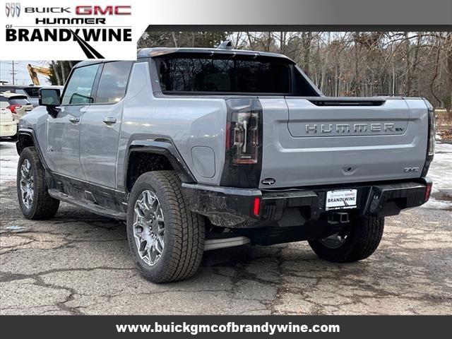 new 2025 GMC HUMMER EV Pickup car