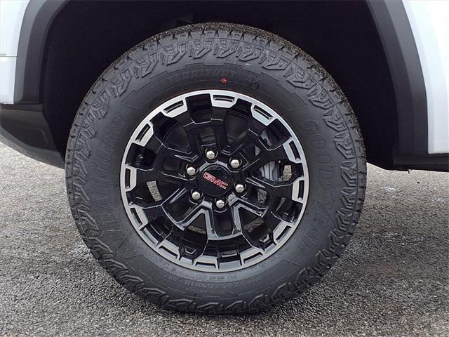 new 2026 GMC Canyon car, priced at $45,192