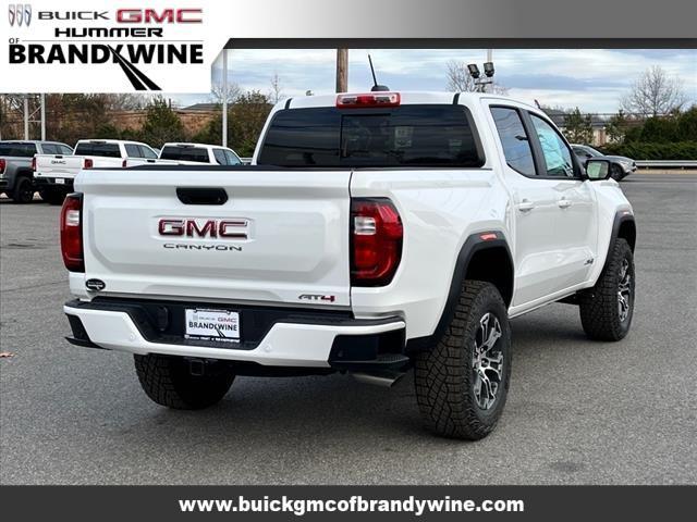 new 2024 GMC Canyon car