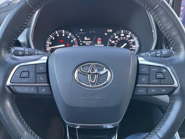 used 2020 Toyota Highlander car, priced at $34,861