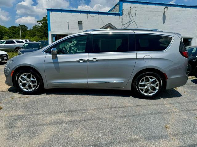 used 2018 Chrysler Pacifica car, priced at $11,495