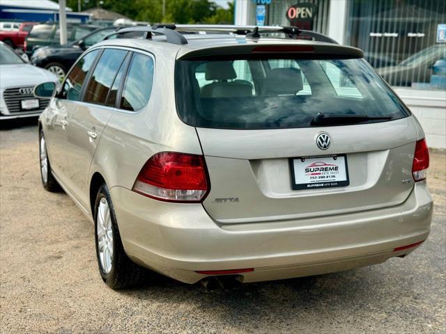 used 2013 Volkswagen Jetta SportWagen car, priced at $9,995