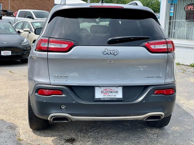 used 2015 Jeep Cherokee car, priced at $10,495