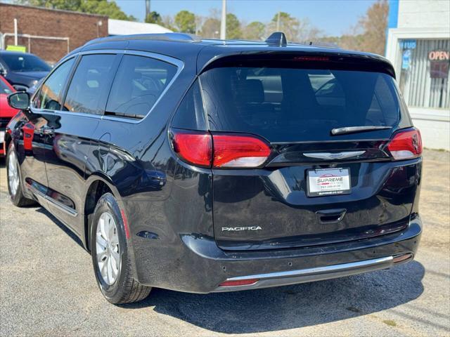 used 2018 Chrysler Pacifica car, priced at $11,695