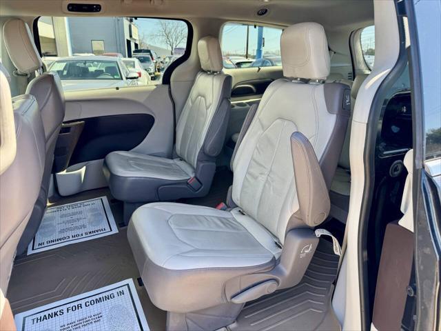 used 2018 Chrysler Pacifica car, priced at $11,695