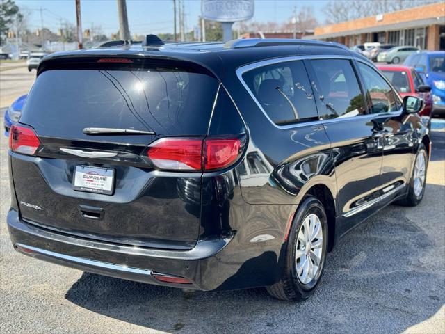 used 2018 Chrysler Pacifica car, priced at $11,695