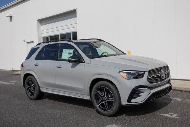 new 2025 Mercedes-Benz GLE 450 car, priced at $84,530
