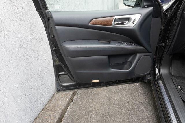 used 2018 Nissan Pathfinder car, priced at $17,999
