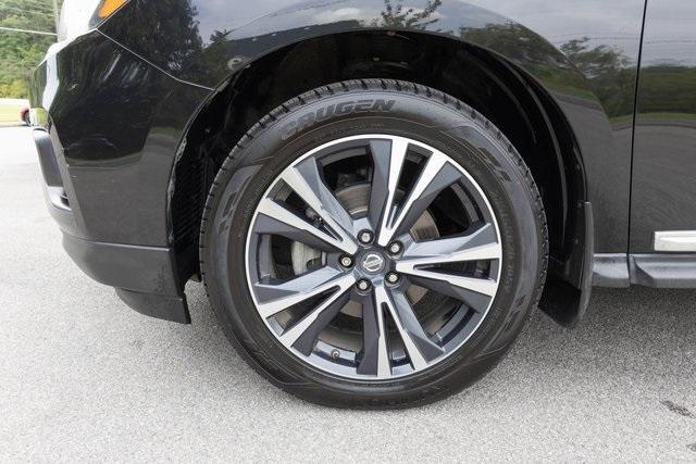 used 2018 Nissan Pathfinder car, priced at $17,999