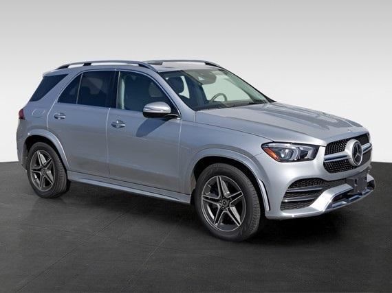 used 2022 Mercedes-Benz GLE 450 car, priced at $43,999