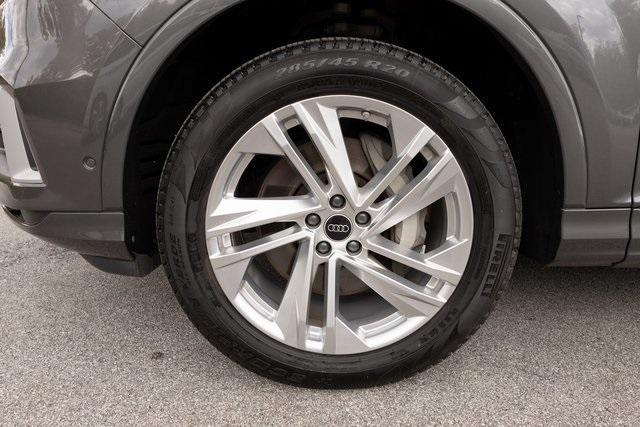 used 2024 Audi Q7 car, priced at $51,499