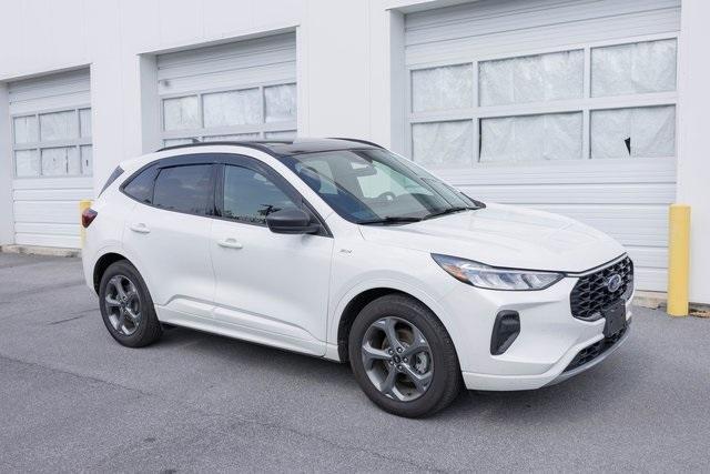 used 2023 Ford Escape car, priced at $21,999