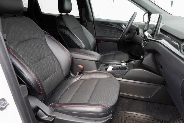 used 2023 Ford Escape car, priced at $21,999