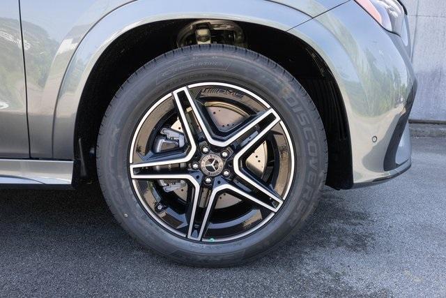 new 2025 Mercedes-Benz GLE 450 car, priced at $81,005