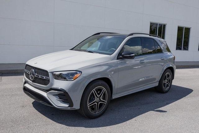 new 2025 Mercedes-Benz GLE 450 car, priced at $84,530
