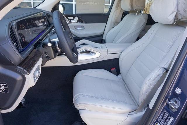 new 2025 Mercedes-Benz GLS 450 car, priced at $100,600
