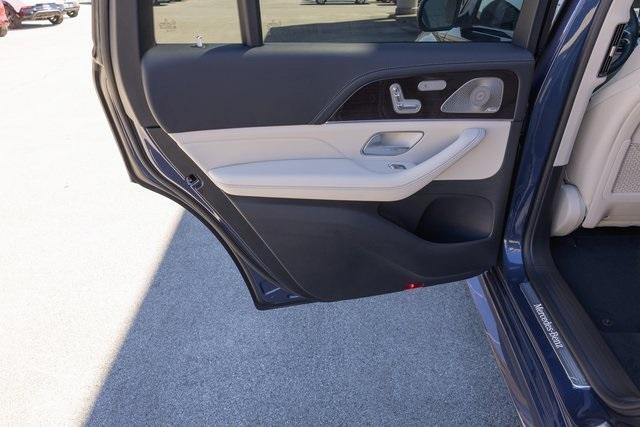 new 2025 Mercedes-Benz GLS 450 car, priced at $100,600