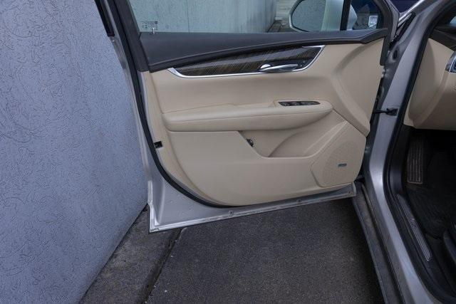 used 2019 Cadillac XT5 car, priced at $21,999