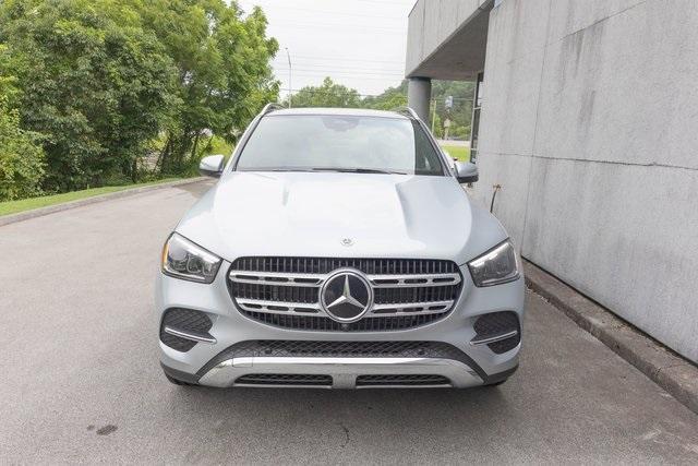 new 2025 Mercedes-Benz GLE 450 car, priced at $75,795