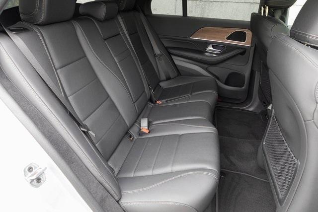 new 2025 Mercedes-Benz GLE 450 car, priced at $75,795