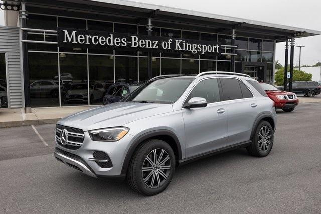 new 2025 Mercedes-Benz GLE 450 car, priced at $75,795
