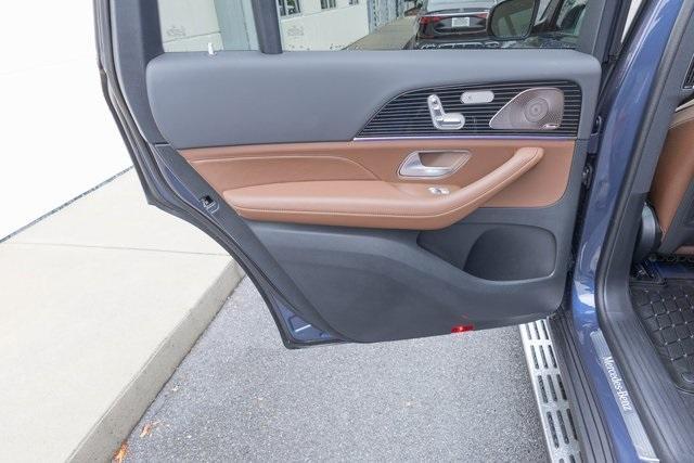 new 2025 Mercedes-Benz GLS 450 car, priced at $107,970