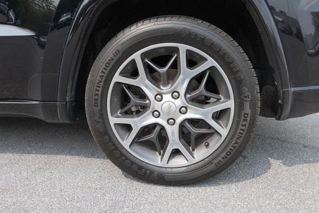 used 2019 Jeep Grand Cherokee car, priced at $19,999