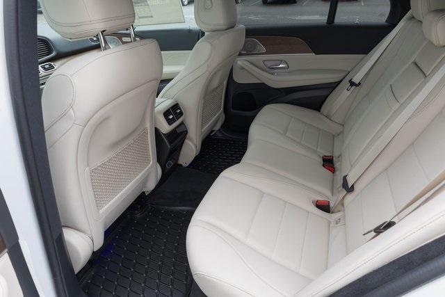 new 2025 Mercedes-Benz GLE 450 car, priced at $84,530