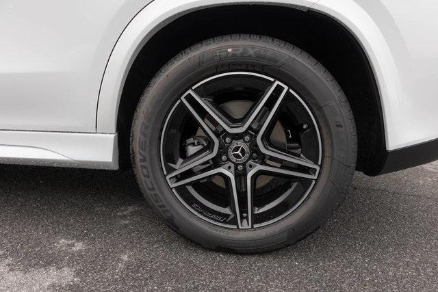 new 2025 Mercedes-Benz GLE 450 car, priced at $84,530