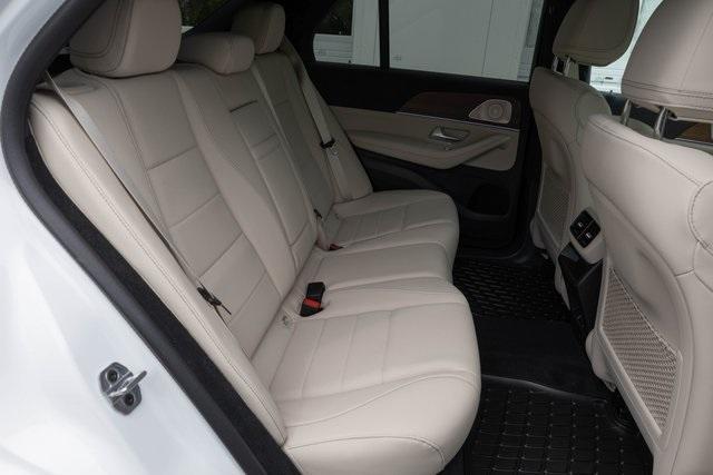 new 2025 Mercedes-Benz GLE 450 car, priced at $84,530