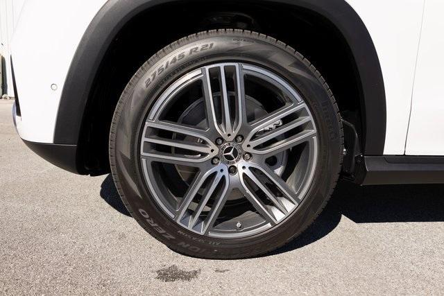 new 2025 Mercedes-Benz GLS 450 car, priced at $94,985