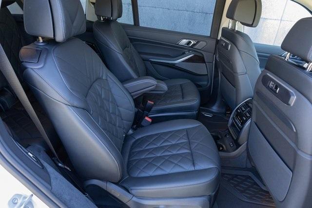 new 2026 BMW X7 car, priced at $93,815