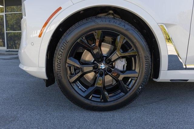 new 2026 BMW X7 car, priced at $93,815