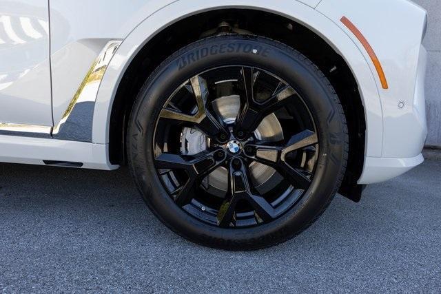 new 2026 BMW X7 car, priced at $93,815