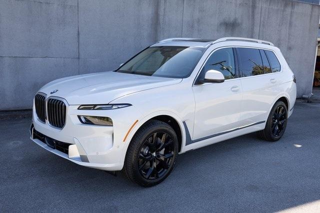 new 2026 BMW X7 car, priced at $93,815