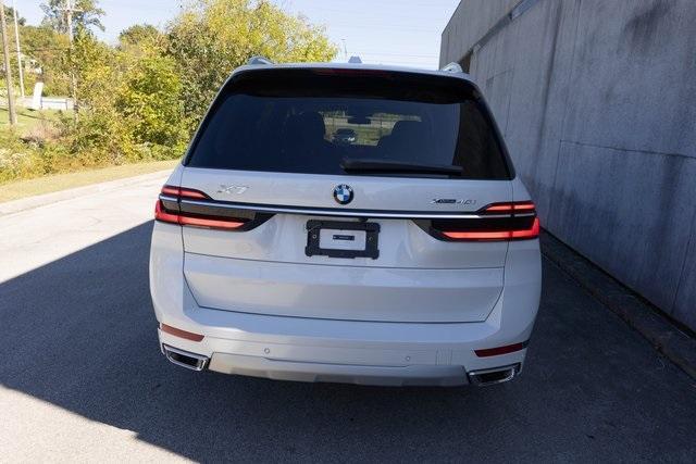 new 2026 BMW X7 car, priced at $93,815
